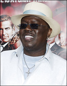 In this June 5, 2007 file photo, actor Bernie Mac at the Ocean's Thirteen Premiere in Los Angeles. Mac's publicist says, Saturday, Aug. 9, 2008, the actor and comedian has died. (AP Photo/Dan Steinberg, File)